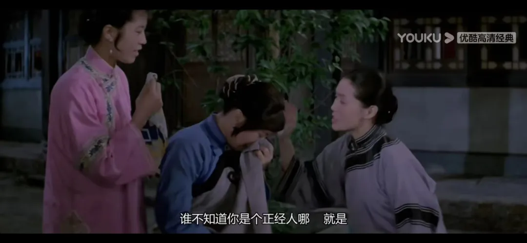 佩戴3万块耳钉，李局长的人生太励志