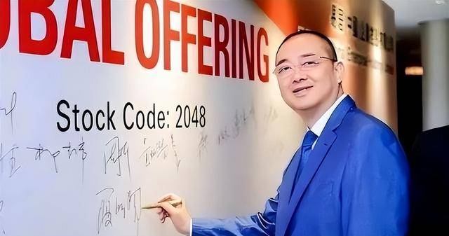 许家印认罪后，恒大前美女高管曝惊人内幕