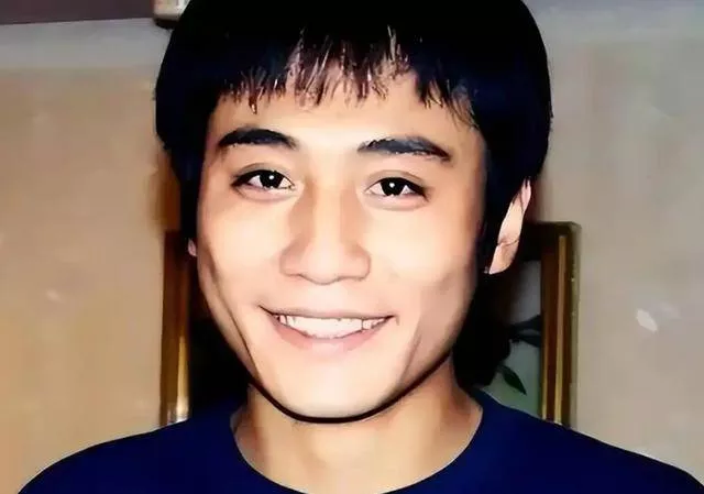 外国妻子患重病，刘烨3年不接戏，如今妻子47像57