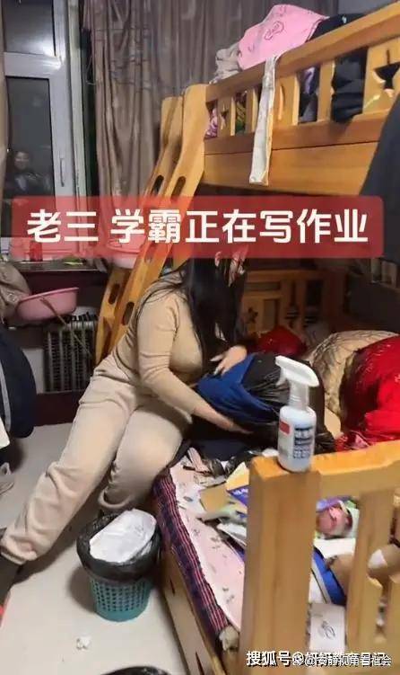 老鼠进去都得开导航 家长晒学霸娃 却被全网嘲讽 老鼠进去都得开导航 家长晒学霸娃 却被全网嘲讽